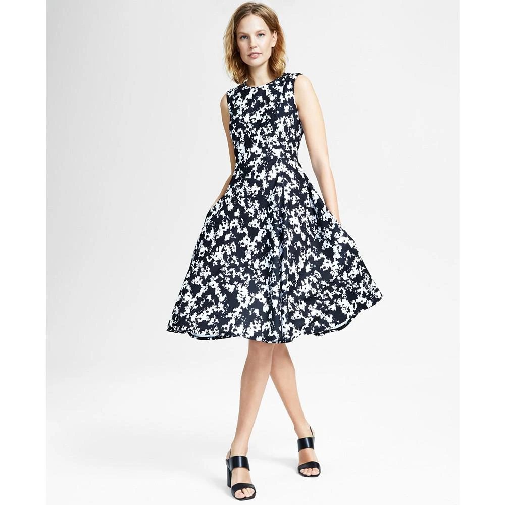 商品Calvin Klein|Women's Printed Sleeveless A-Line Dress,价格¥674,第1张图片