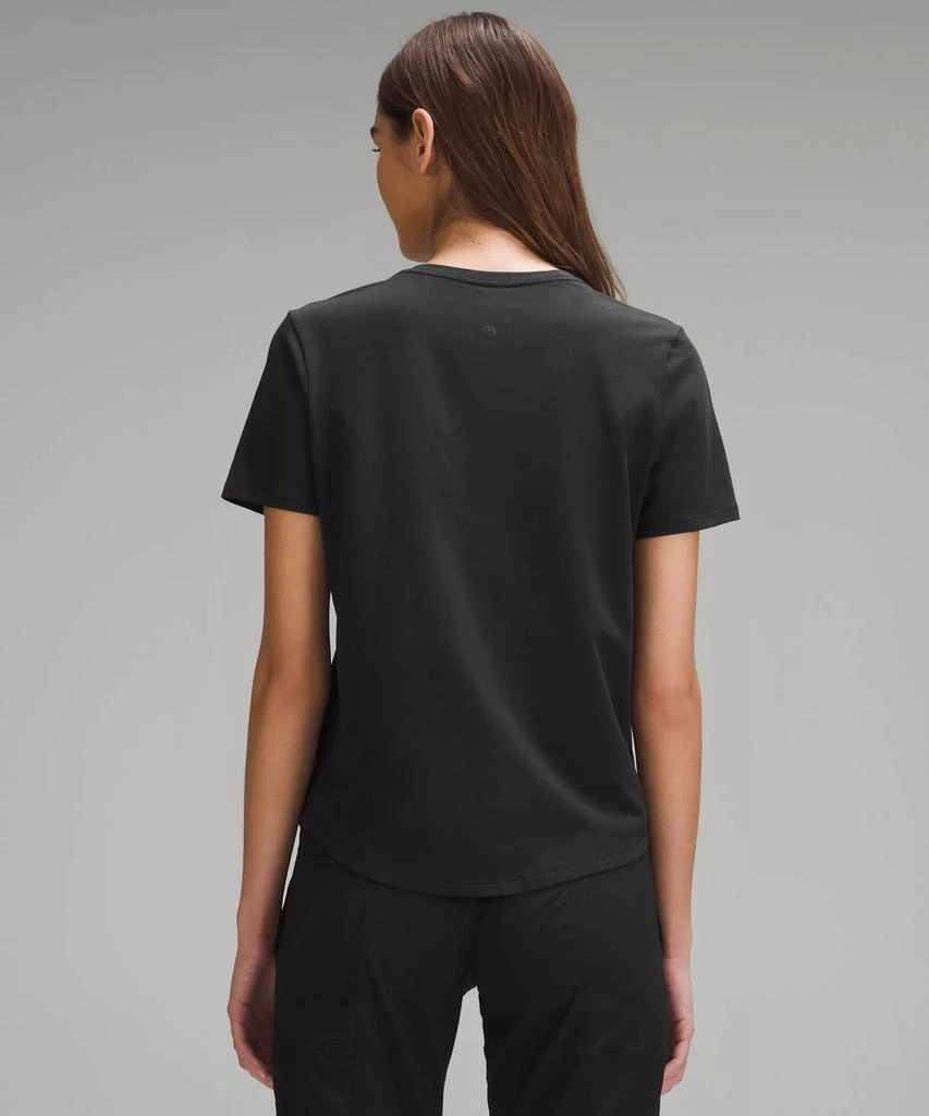 商品Lululemon|Love Curved-Hem Crewneck T-Shirt,价格¥314,第3张图片详细描述