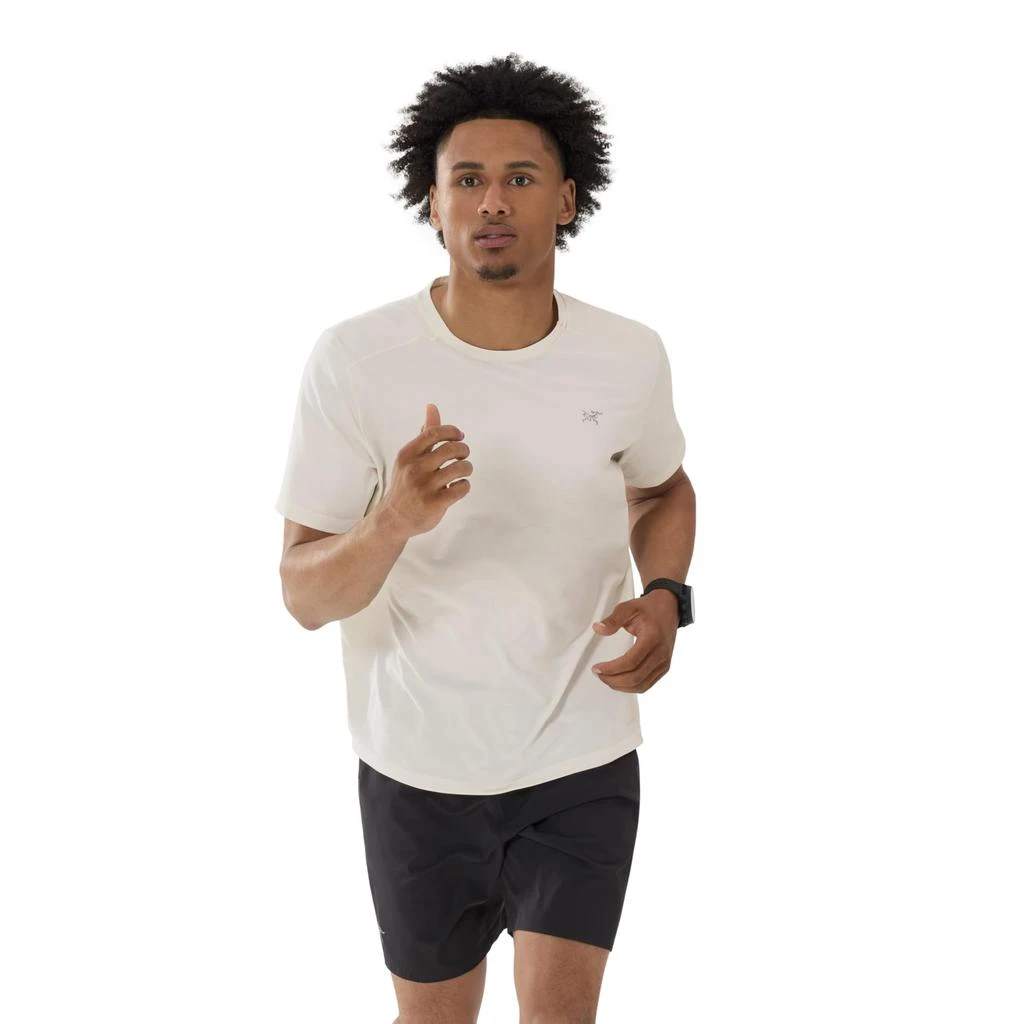 商品Arc'teryx|始祖鸟男士圆领T恤 轻盈 舒适吸湿排汗,价格¥587,第1张图片
