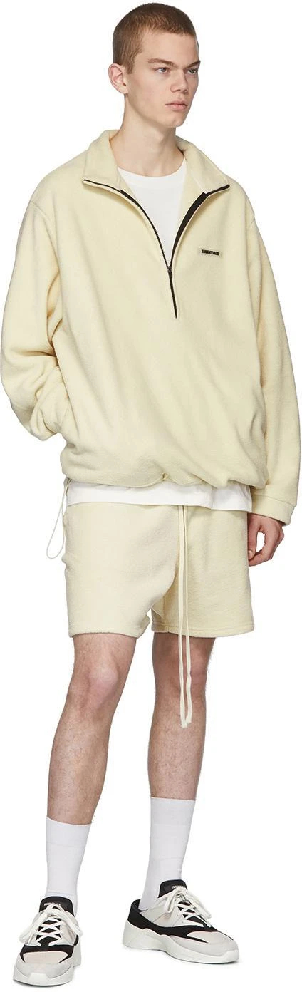 商品Essentials|Off-White Polar Fleece Shorts 休闲裤,价格¥657,第5张图片详细描述