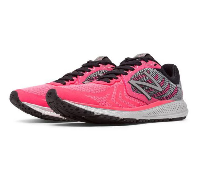 商品New Balance|Women's Vazee Pace v2 Pink Ribbon,价格¥306,第2张图片详细描述