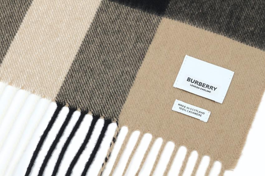 商品Burberry|女士格纹山羊绒围巾,价格¥4415,第1张图片