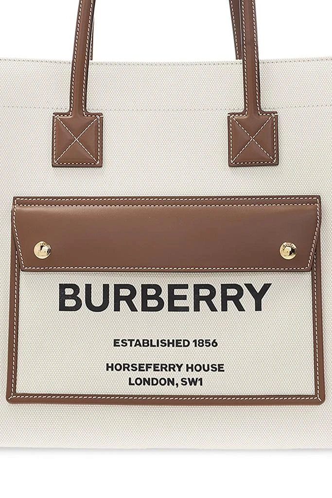 商品Burberry|Burberry Logo Printed Medium Tote Bag,价格¥7714,第5张图片详细描述