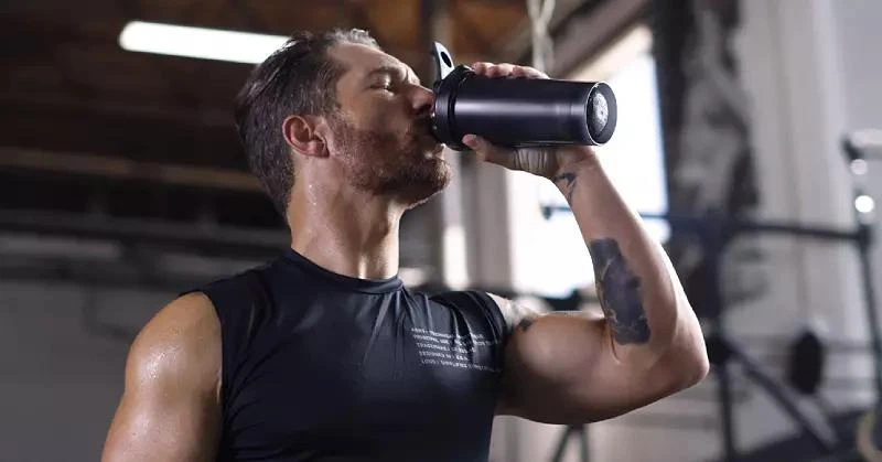 商品BlenderBottle|BlenderBottle 28 oz Classic V2 Shaker,价格¥91,第2张图片详细描述