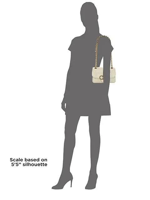 商品Salvatore Ferragamo|Medium Gancini Quilted Leather Shoulder Bag,价格¥14850,第3张图片详细描述