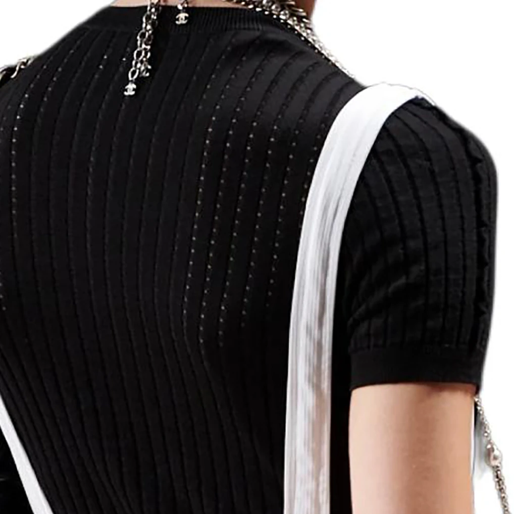 商品[国内直发] Chanel|香奈儿 SS22 纯色短袖T恤针织衫 女款 黑色,价格¥9475,第9张图片详细描述