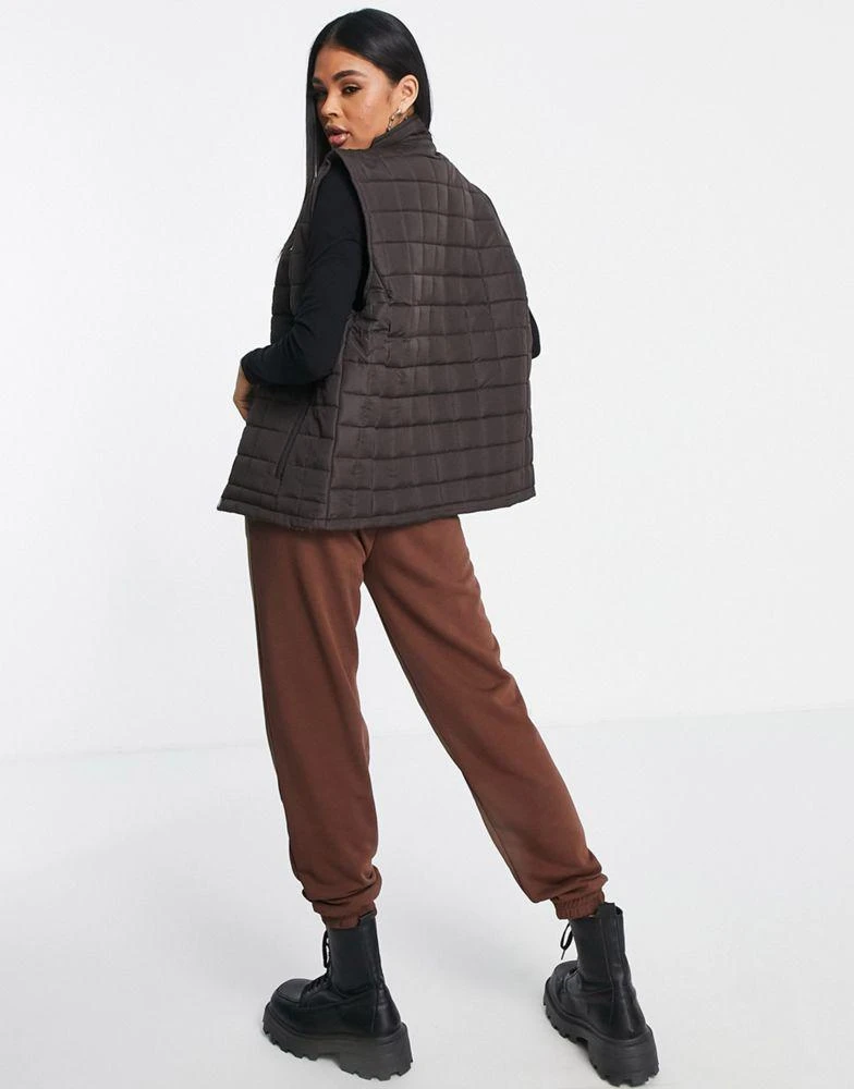 商品Night Addict|Night Addict oversized padded gilet in chocolate brown,价格¥116,第2张图片详细描述