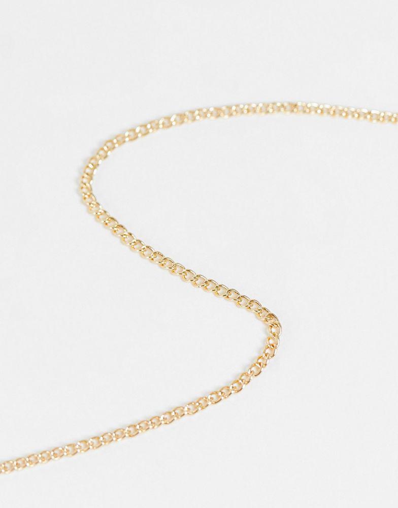 Reclaimed Vintage inspired St Christopher necklace in gold exclusive at ASOS商品第2张图片规格展示