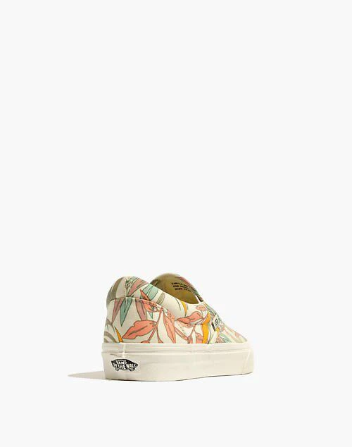 商品Vans|Unisex Classic Slip-On Sneakers in Cali Floral,价格¥317,第4张图片详细描述