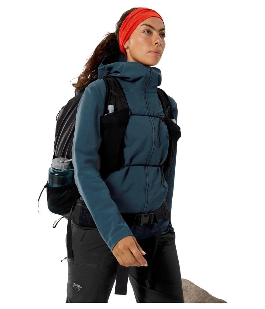 商品Arc'teryx|女款Gamma 连帽衫,价格¥2381,第3张图片详细描述