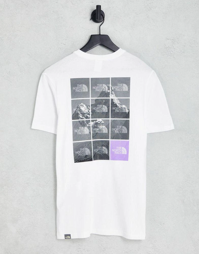 商品The North Face|The North Face Repetitive Mountain t-shirt in white Exclusive at ASOS,价格¥156,第1张图片