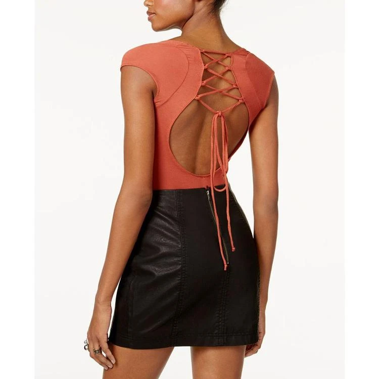 All About the Back Lace-Up Bodysuit 商品