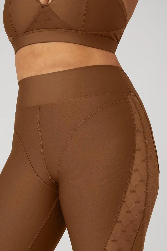 商品Alo|Airlift Mesh High-Waist Celeste Capri - Cinnamon Brown,价格¥475,第5张图片详细描述