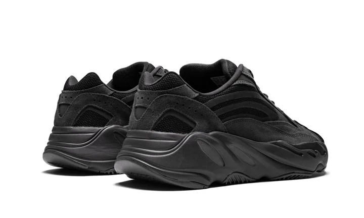 商品Adidas|Adidas Yeezy Boost 700 V2,价格¥2419-¥3052,第4张图片详细描述