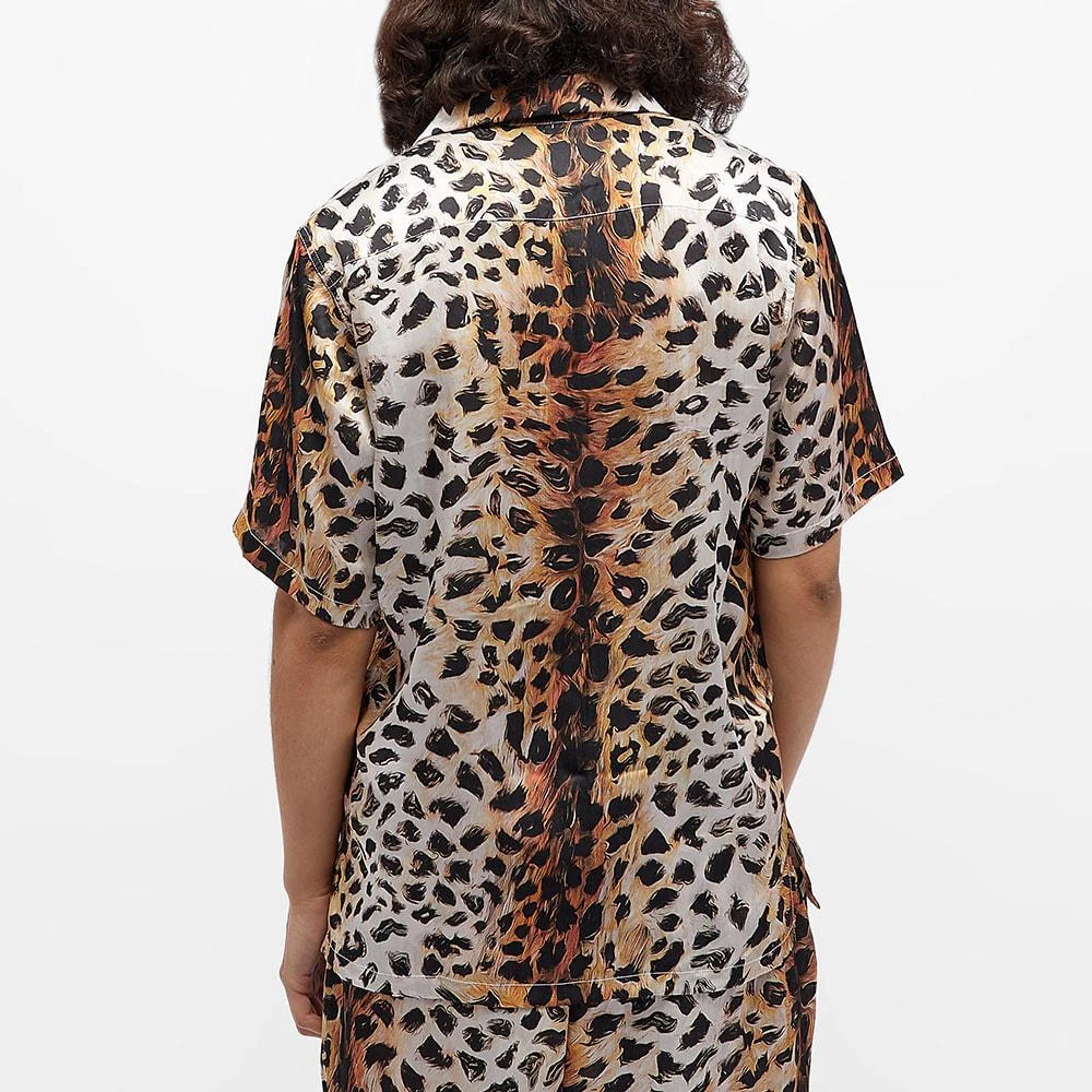 商品Endless Joy|Endless Joy Short Sleeve Satin Silk Leopard Print Shirt,价格¥4562,第4张图片详细描述