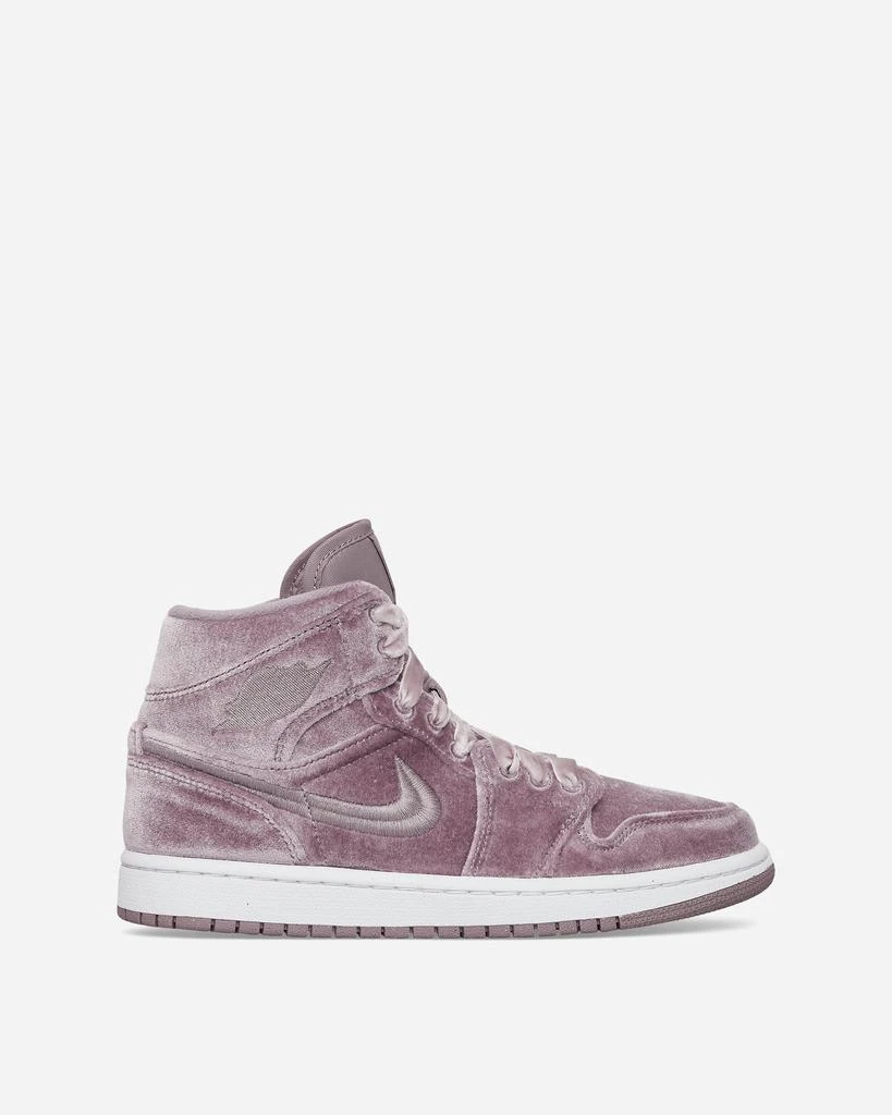 商品Jordan|WMNS Air Jordan 1 Mid SE Sneakers Purple Smoke,价格¥1102,第1张图片