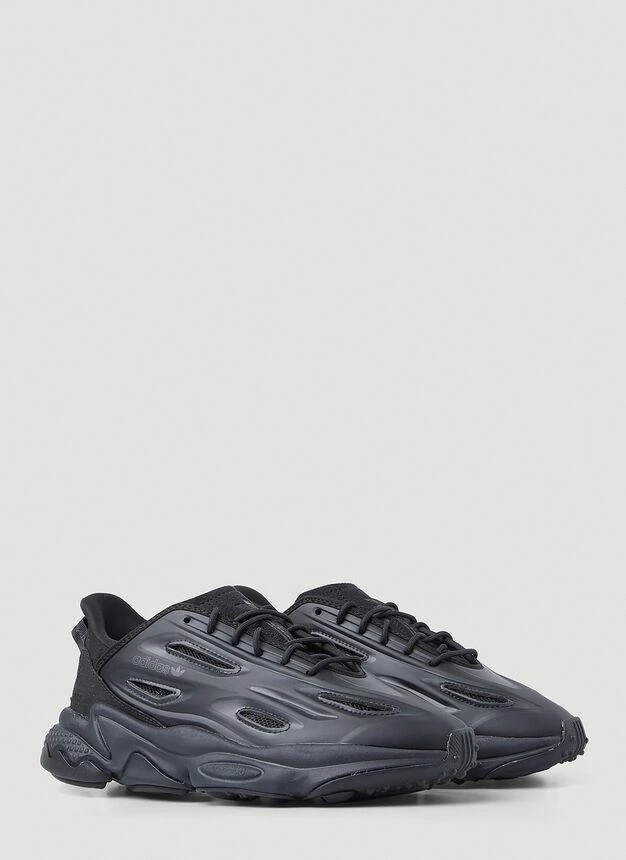 商品Adidas|Ozweego Celox Sneakers in Black,价格¥1221,第2张图片详细描述