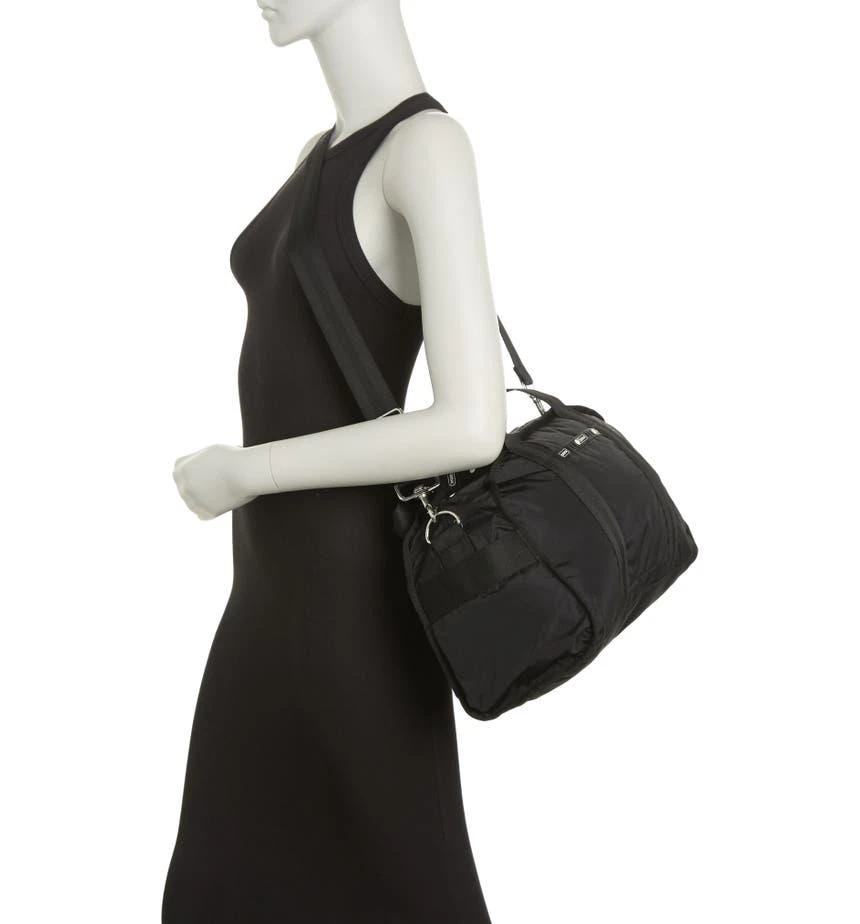 商品LeSportsac|Bergen Nylon Duffle Bag,价格¥557,第2张图片详细描述
