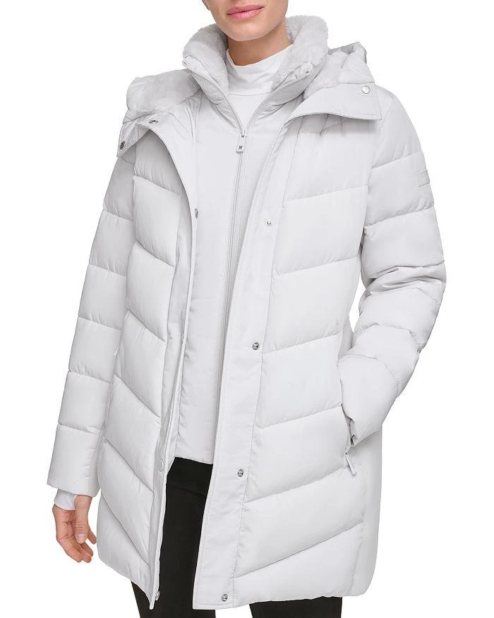 商品Calvin Klein|Faux Fur Trim Puffer Coat,价格¥1087,第4张图片详细描述