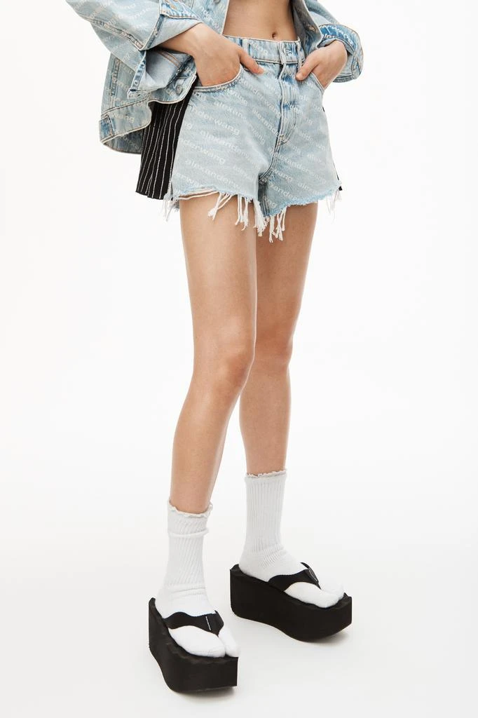 商品Alexander Wang|BITE LOGO SHORT IN PEBBLE BLEACH,价格¥2079,第4张图片详细描述