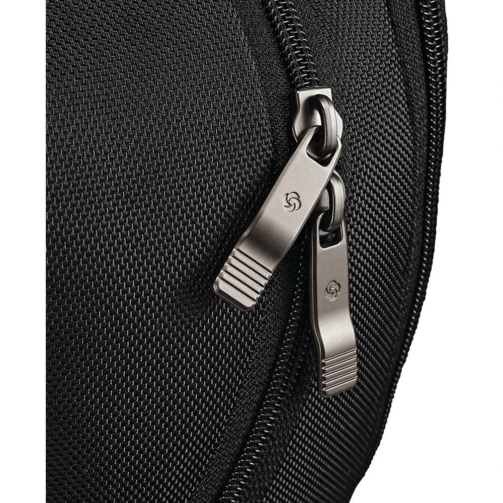 商品Samsonite|Men's Kombi 16" Small Backpack,价格¥920,第3张图片详细描述