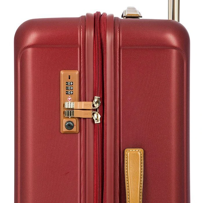Capri 2.0 27" Expandable Spinner Suitcase 商品
