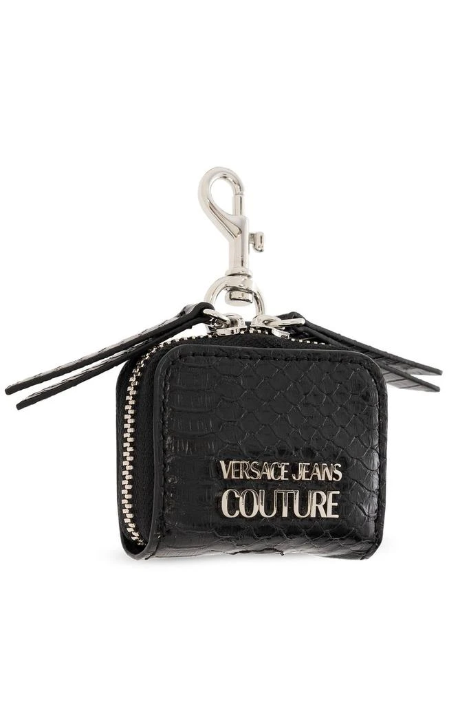 商品Versace|Versace Jeans Couture Logo Plaque AirPods Case,价格¥386,第3张图片详细描述