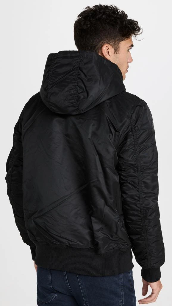 商品Alpha Industries|Alpha Industries MA-1 Hooded Rib Bomber Jacket,价格¥900,第3张图片详细描述