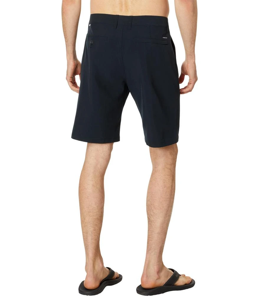 商品Quiksilver|20" Union Amphibian Shorts,价格¥286,第2张图片详细描述