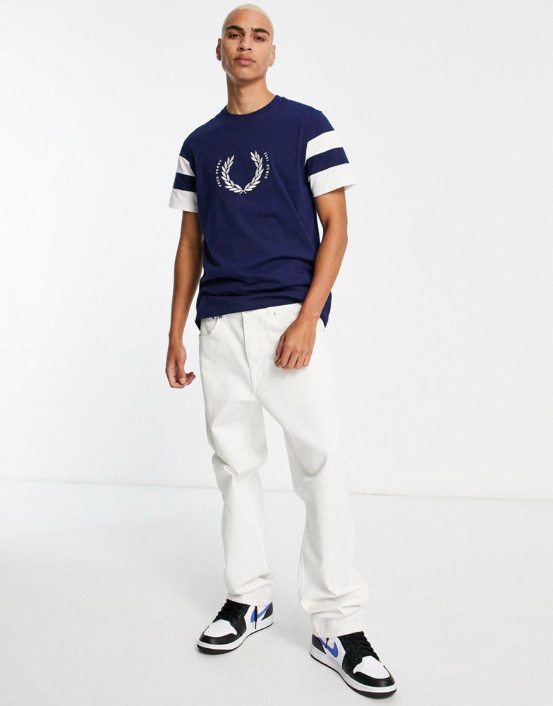 Fred Perry bold tipped sleeve t-shirt in black商品第1张图片规格展示