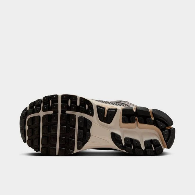Women's Nike Zoom Vomero 5 Casual Shoes 商品