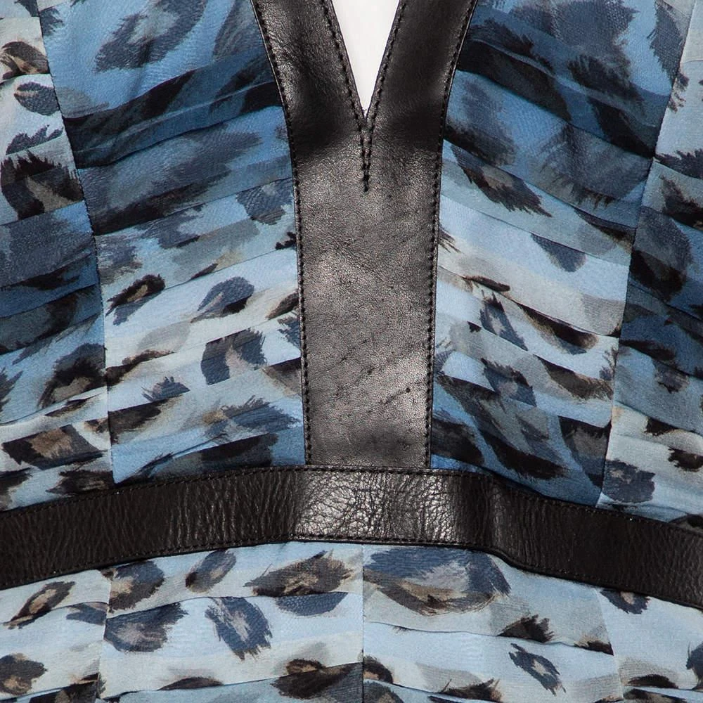 商品[二手商品] Burberry|Burberry Blue Printed Silk & Leather Trimmed Short Dress M,价格¥940,第5张图片详细描述