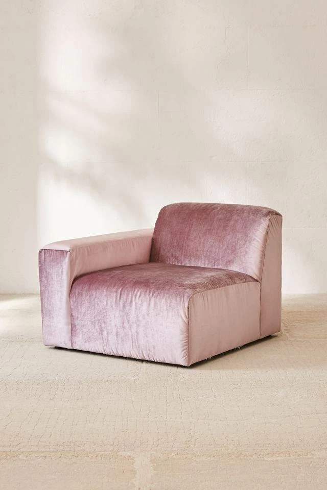 商品Urban Outfitters|Modular Velvet Sofa,价格¥3729,第3张图片详细描述