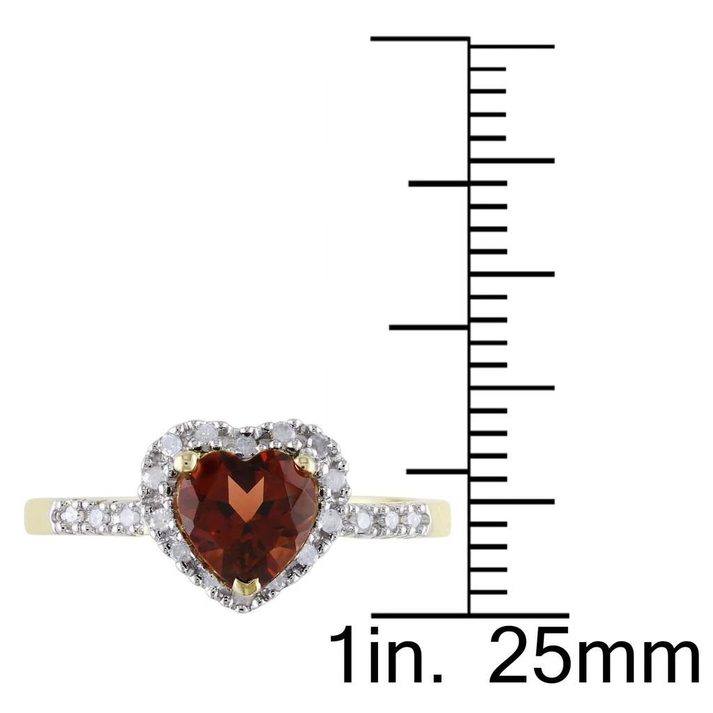 商品Mimi & Max|Halo Heart Shaped Garnet Ring with 1/10 CT TW Diamonds in 10k Yellow Gold,价格¥1798,第3张图片详细描述