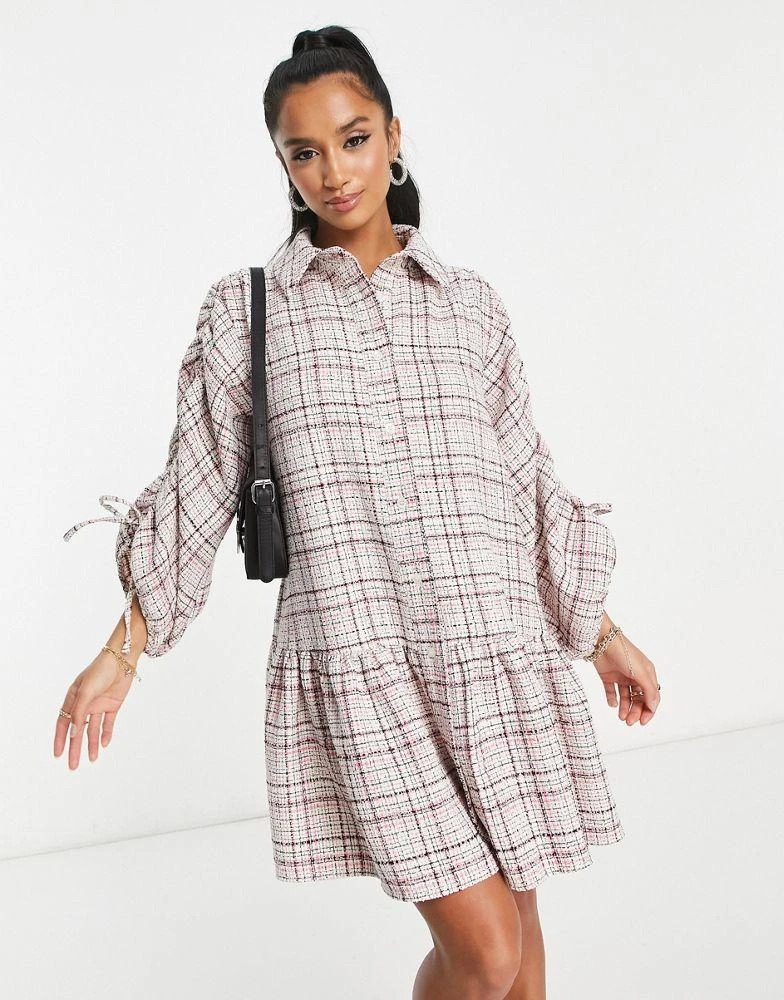 商品ASOS|ASOS DESIGN Petite boucle mini smock shirt dress with pephem in cream and pink,价格¥205,第2张图片详细描述