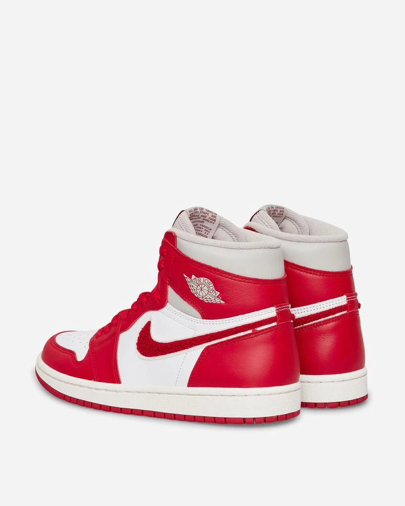 商品Jordan|WMNS Air Jordan 1 Retro Hi OG Sneakers Varsity Red,价格¥900,第5张图片详细描述