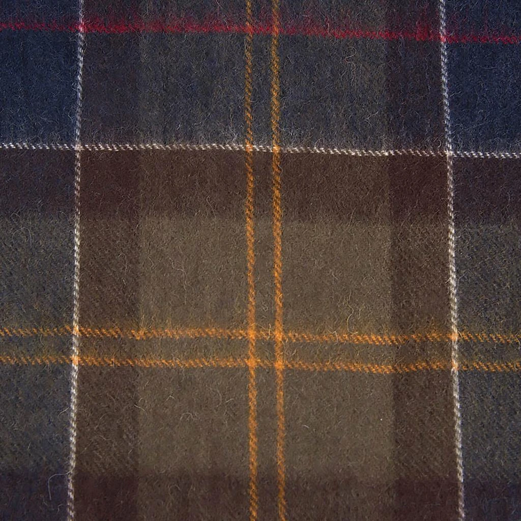 商品Barbour|Barbour Women's Tartan Scarf - Classic Tartan,价格¥288,第3张图片详细描述