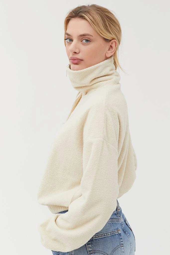 商品Urban Outfitters|UO Track Meet Half-Zip Sweatshirt,价格¥227,第2张图片详细描述