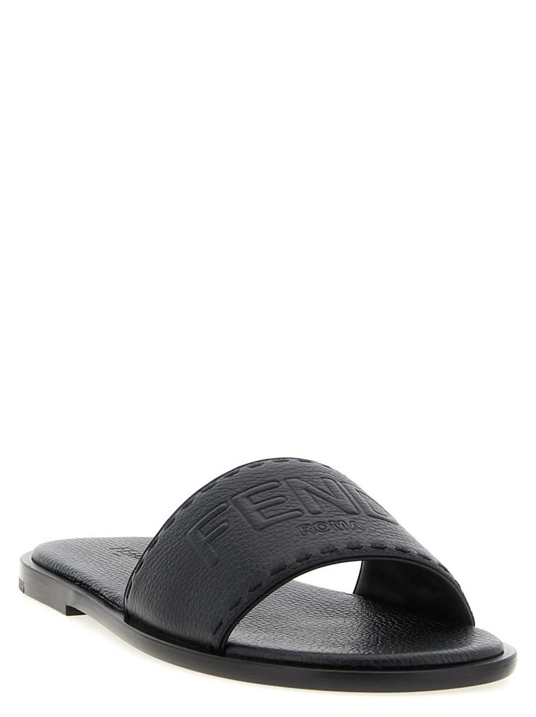 商品Fendi|Roma' Slides,价格¥3381,第2张图片详细描述