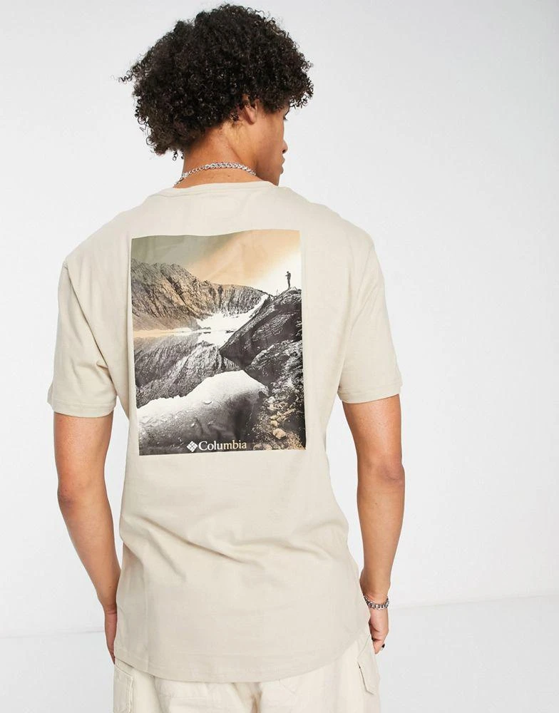 商品Columbia|Columbia Westhoff back print t-shirt in beige Exclusive at ASOS,价格¥240,第1张图片