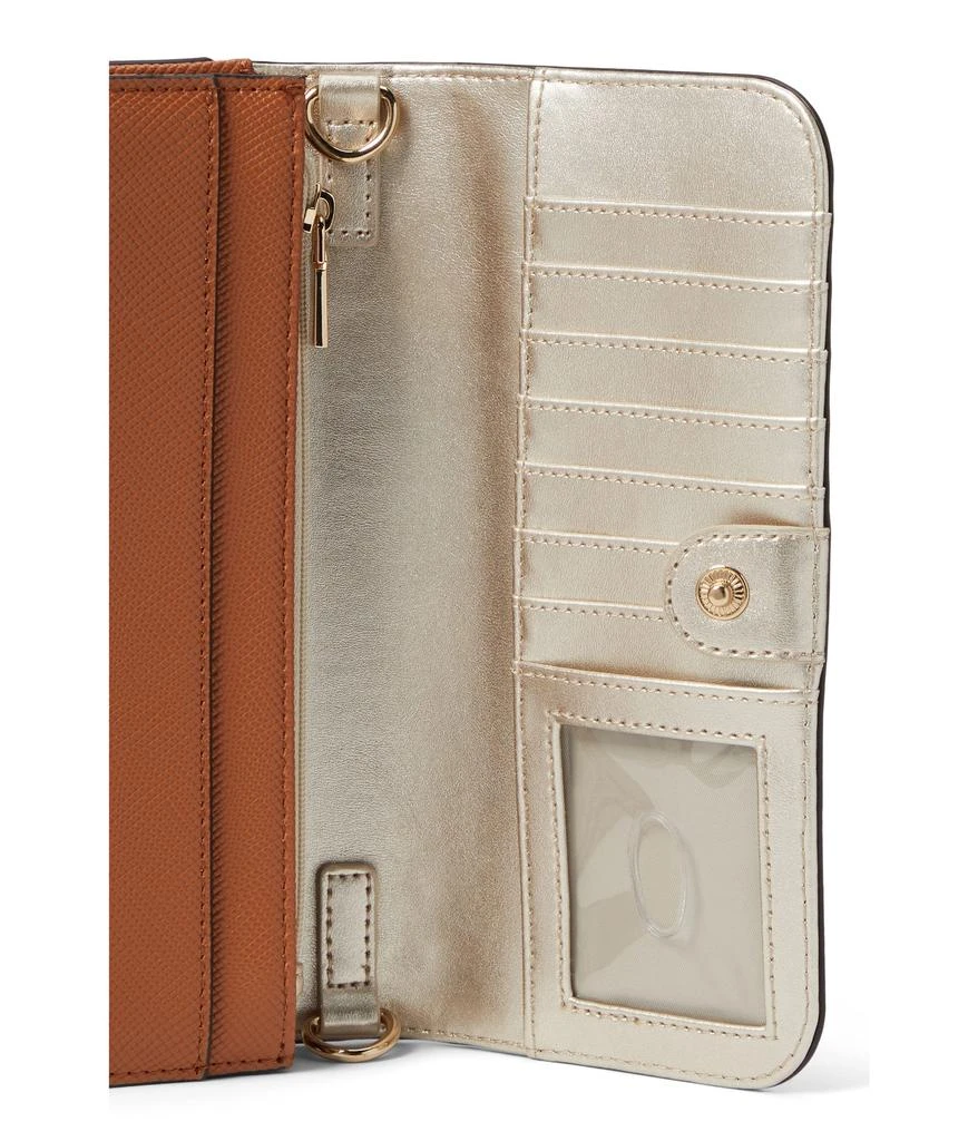 商品GUESS|Noelle Crossbody Flap Organizer,价格¥268,第3张图片详细描述