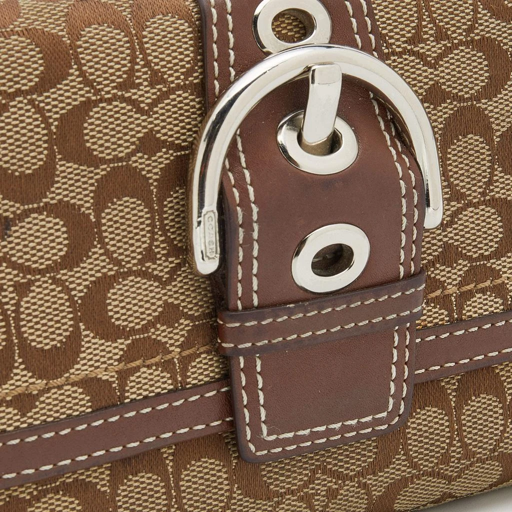 商品[二手商品] Coach|Coach Beige/Brown Signature Canvas and Leather Buckle Detail Continental Wallet,价格¥1148,第5张图片详细描述