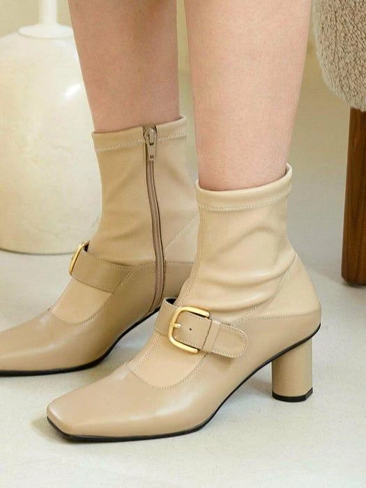 商品NONETHELESS|Mary-Jane Socks Boots_Beige,价格¥1737,第1张图片