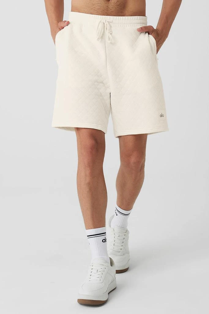 商品Alo|Quilted Stadium Short - Ivory,价格¥660,第1张图片