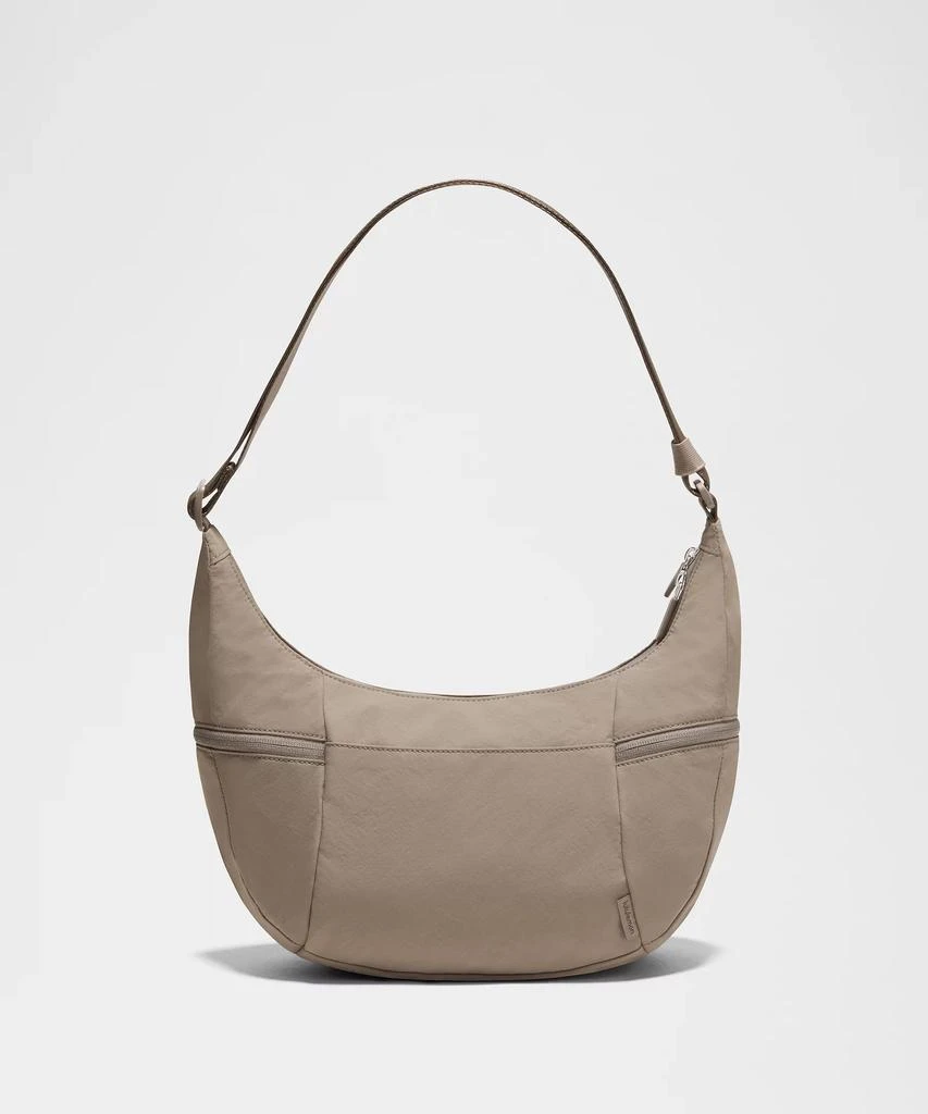 Slouchy Sling Bag 6L 商品