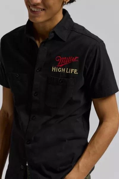 商品American Needle|American Needle Miller High Life Embroidered Short Sleeve Button-Down Shirt,价格¥560,第5张图片详细描述