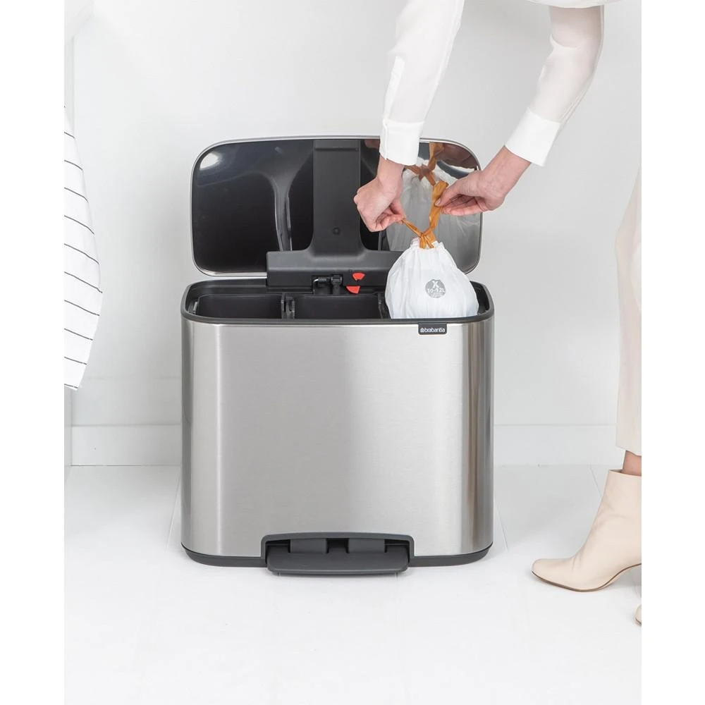 商品Brabantia|Bo Step on Multi Compartment Trash Can, 3 x 3 Gallon, 3 x 11 Liter,价格¥1652,第4张图片详细描述