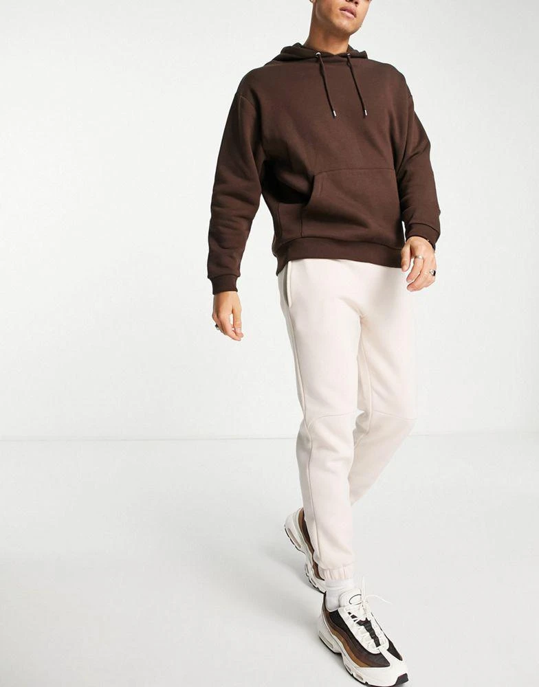 商品ASOS|ASOS DESIGN tapered joggers in beige,价格¥143,第3张图片详细描述