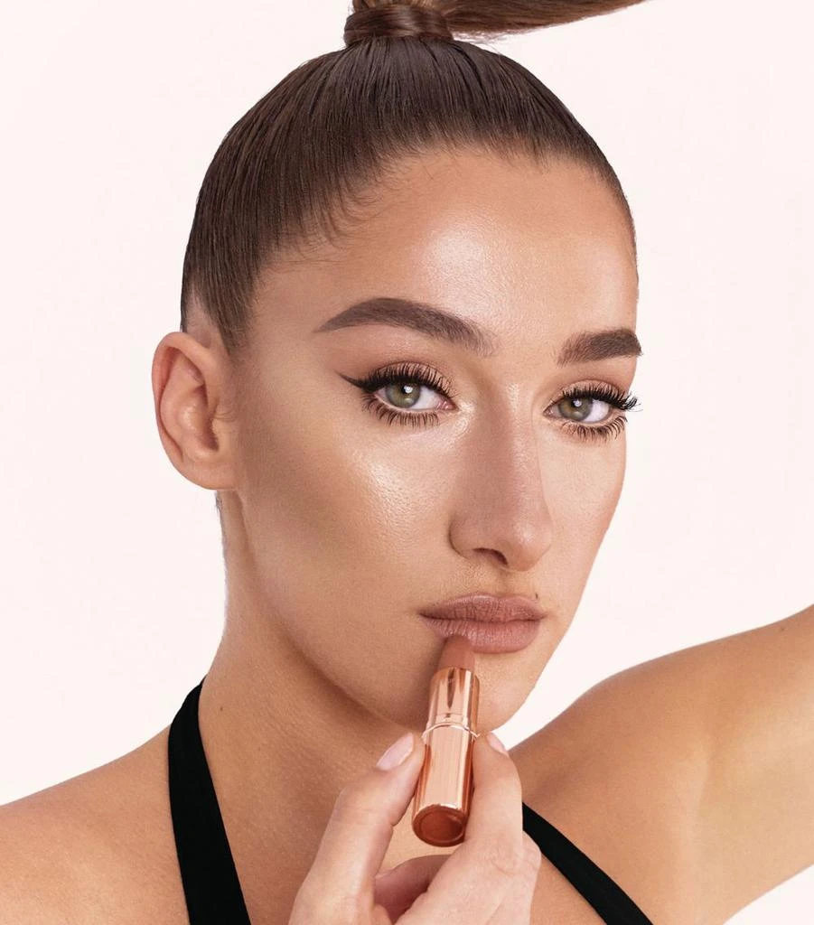 商品Charlotte Tilbury|Matte Revolution Lipstick,价格¥301,第4张图片详细描述