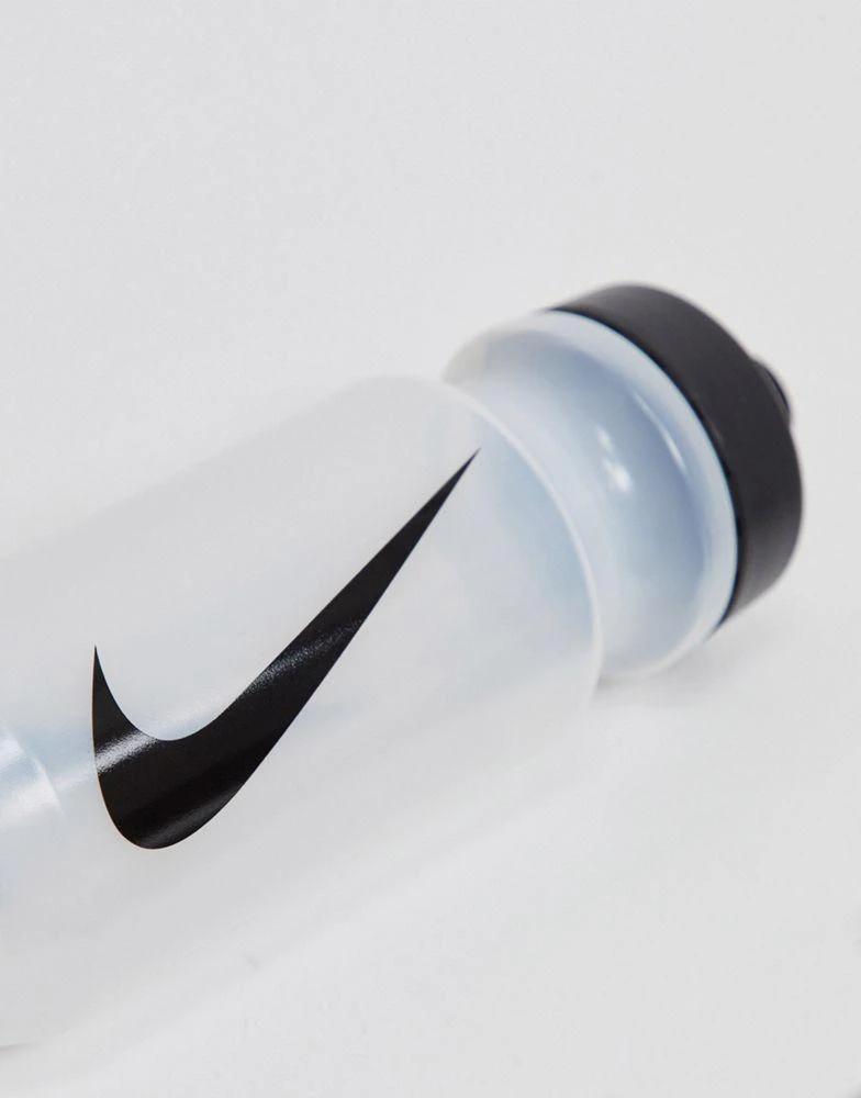 商品NIKE|Nike Training Big Mouth 2.0 625ml water bottle in clear with black swoosh,价格¥85,第4张图片详细描述